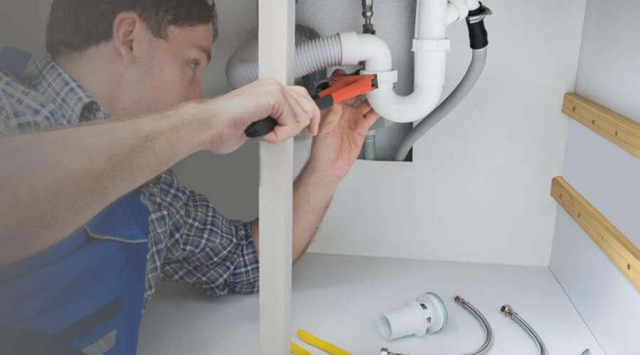 Professional sink repair in Crestwood, IL